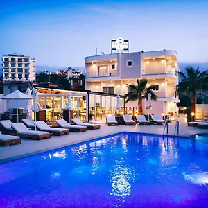 **** Hotel Blue Water Albánie