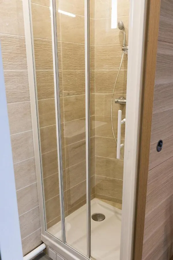 Hotel Luxia Paris